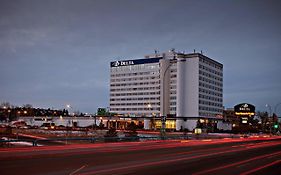 Delta Hotels By Marriott Edmonton South Conference Centre 4*